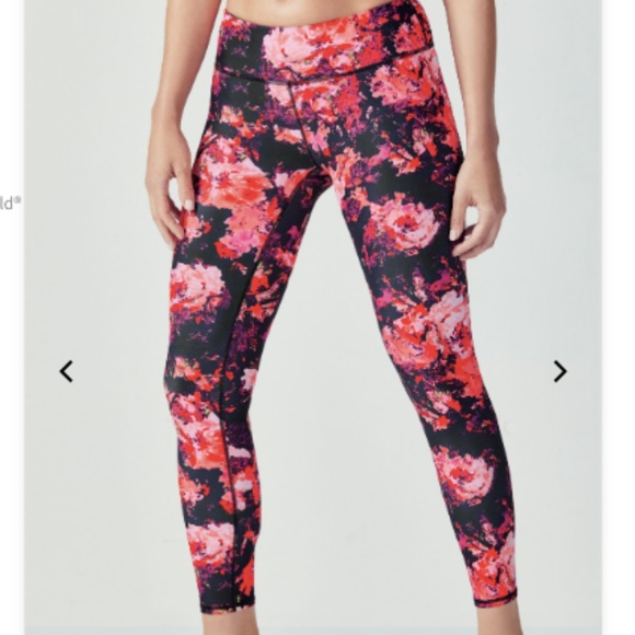 Fabletics Pants - Salar PowerHold Legging in impasto print sz XXS!